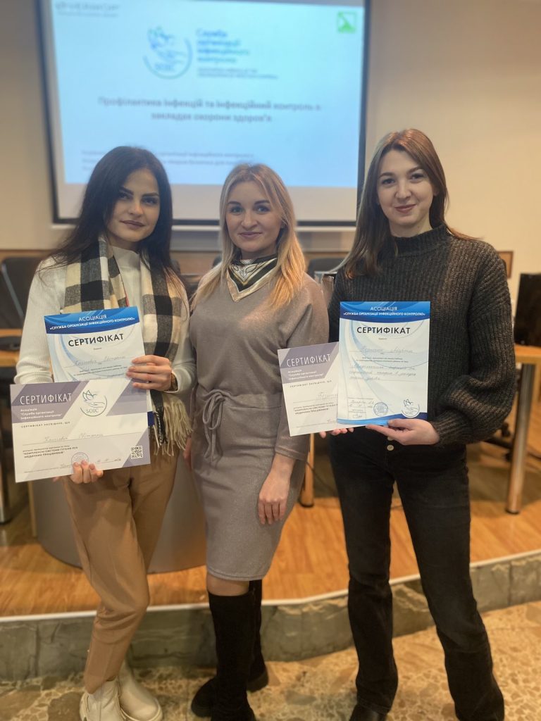 Навчаємось: інфекційний контроль