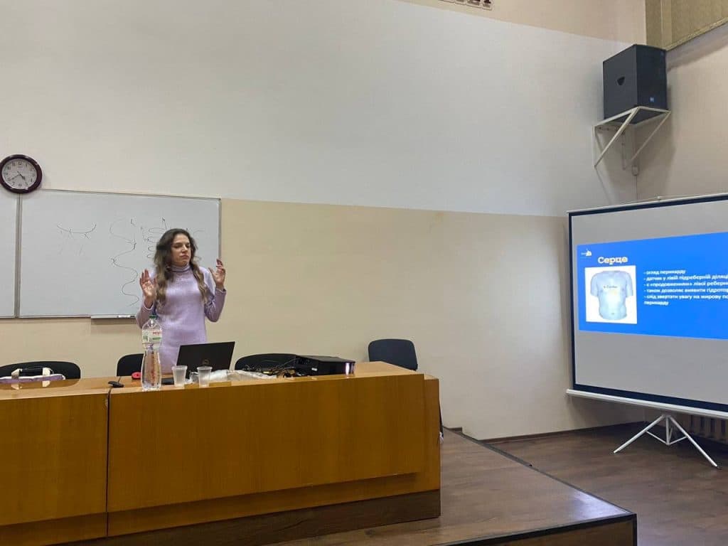 Лікарі-анестезіологи ЦМКЛ удосконалили навики діагностики та надання невідкладної допомоги в умовах війни
