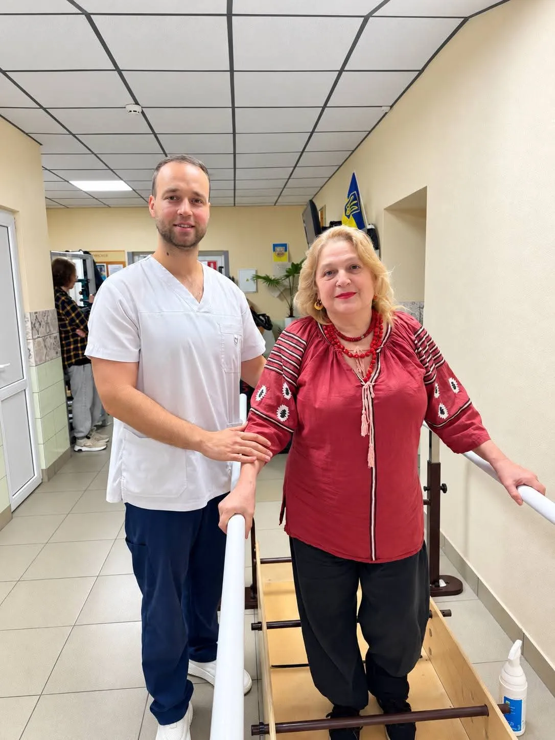 Після інсульту знову вчилася ходити: історія відновлення пацієнтки у ЦМКЛ